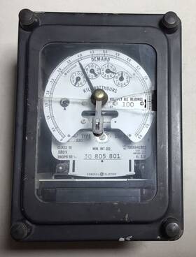 700x64g301 General Electric Dsm-63 Watthour Meter 3 Phase 700x64g301 General Electric Dsm-63 Watthour Meter 3 Phase
