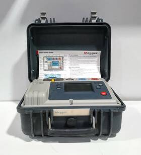 S1-1052 Megger S1 1052 10 Kv High-current Insulation Resistance Tester - Power Tested S1-1052 Megger S1 1052 10 Kv High-current Insulation Resistance Tester - Power Tested