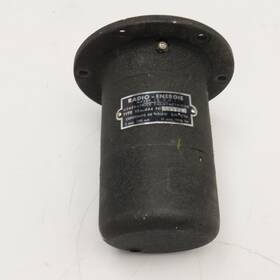 Reo-444 Radio Energie 9000tr/min Tachometer Tachogenerator 7mm Shaft Reo-444 Radio Energie 9000tr/min Tachometer Tachogenerator 7mm Shaft