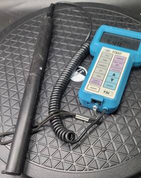 8762-m-eu Tsi 008888176855 Iaq-calc Indoor Air Quality Meter- As-is Powers On 8762-m-eu Tsi 008888176855 Iaq-calc Indoor Air Quality Meter- As-is Powers On