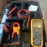 Fluke 1587 Digital Insulation Tester Kit W Accessories, Case & Leads. Fixed Price $599.98.