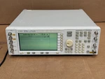 Hp / Agilent E4432B Signal Generator Opt 1E5, 202, UN8, UN9, Una, Und. Fixed Price $1007.16.